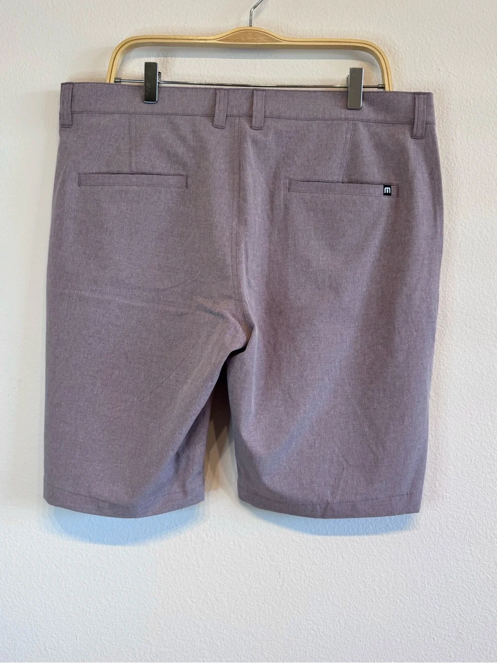 Travis Mathew Beck Shorts Mens 36 x 10” Inseam